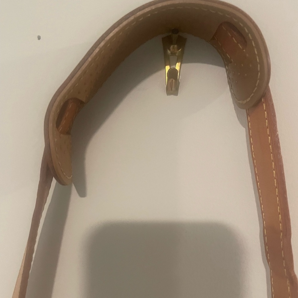 Authentic Louis Vuitton Brown and Tan Monogram Shoulder Bag - Picture 14 of 16